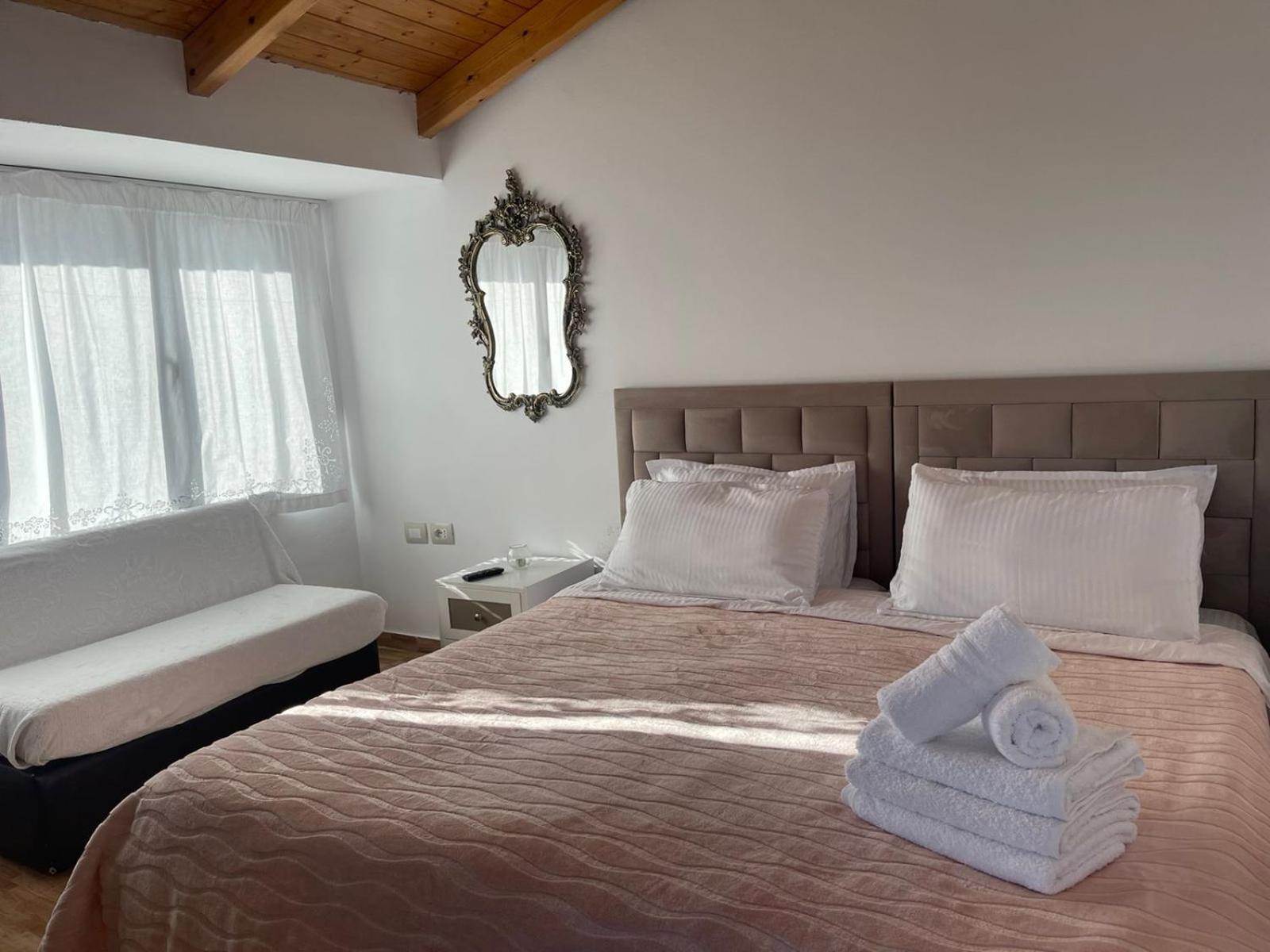 Guest-Room Zoi&Teri Tepelene 外观 照片