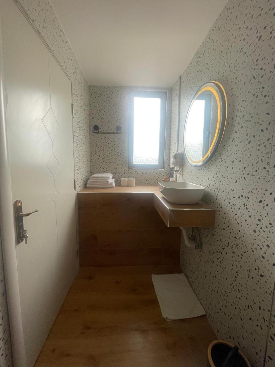 Guest-Room Zoi&Teri Tepelene 外观 照片